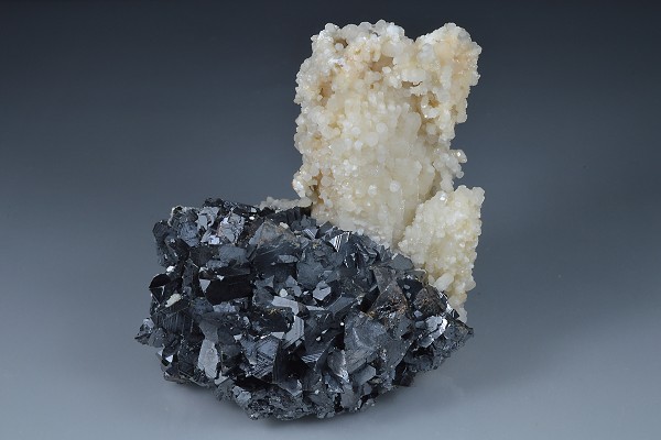 Calcite on Sphalerite