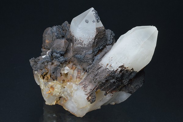 Siderite on Quartz