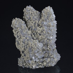 Quartz var.Amethyst, Pyrite