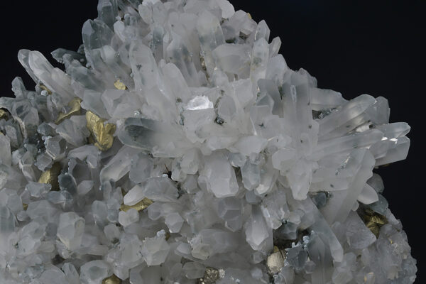 Chalcopyrite on Quartz, Calcite