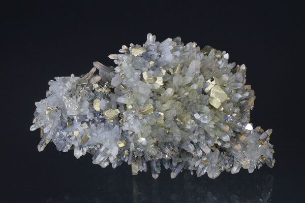 Quartz, Chalcopyrite, Rhodochrosite - floater