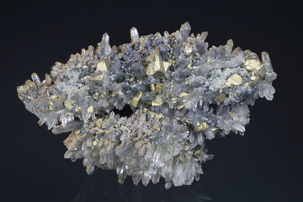 Quartz, Chalcopyrite, Rhodochrosite - floater