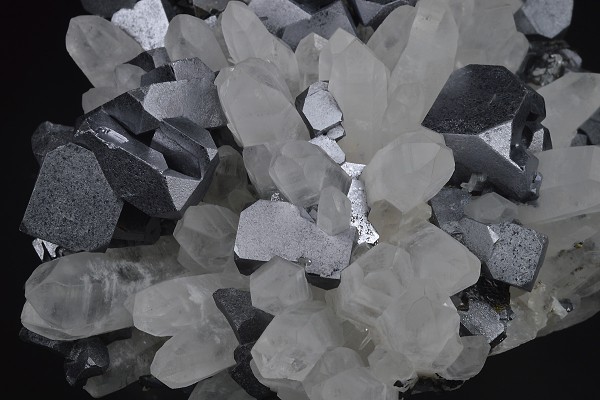 truncated Galena on Quartz, Sphalerite, Pyrite, Chalcopyrite