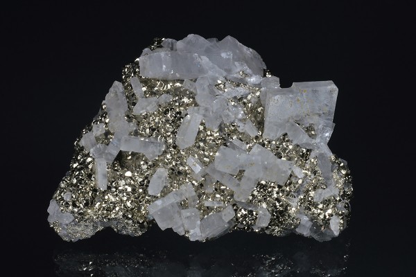 Baryte, Pyrite