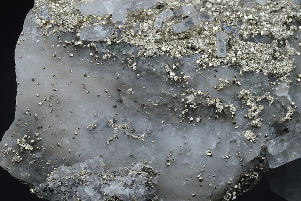 Baryte, Pyrite