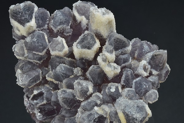 Quartz var.Amethyst
