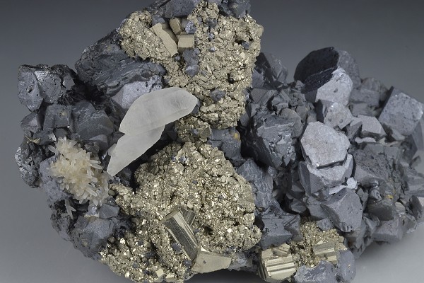 Galena, Sphalerite, Pyrite, Chalcopyrite, Quartz