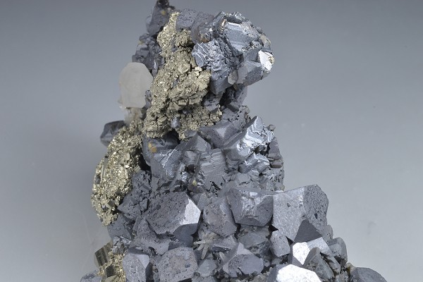 Galena, Sphalerite, Pyrite, Chalcopyrite, Quartz