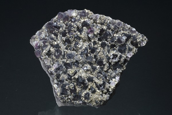 Quartz var.Amethyst, Pyrite
