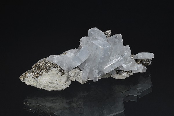 Baryte, Pyrite