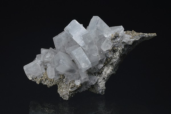 Baryte, Pyrite