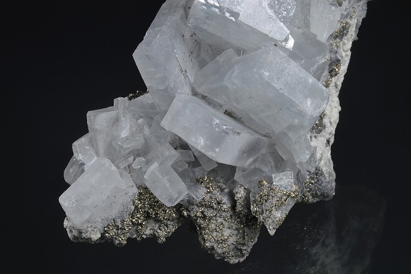 Baryte, Pyrite