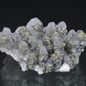 Quartz var.Amethyst, Chalcopyrite