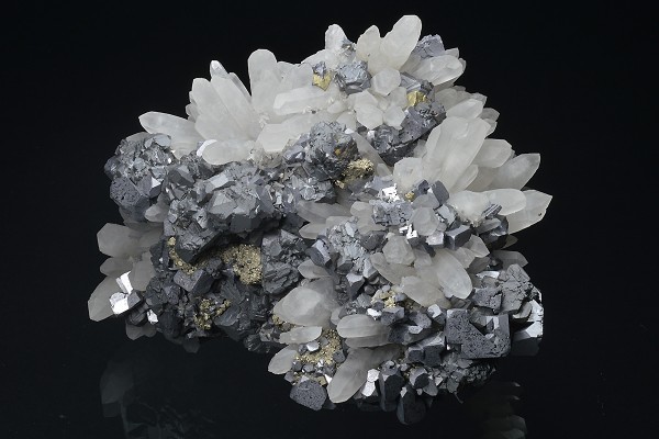 gem Sphalerite var.Cleiophane, Quartz, Chalcopyrite, Galena, Pyrite