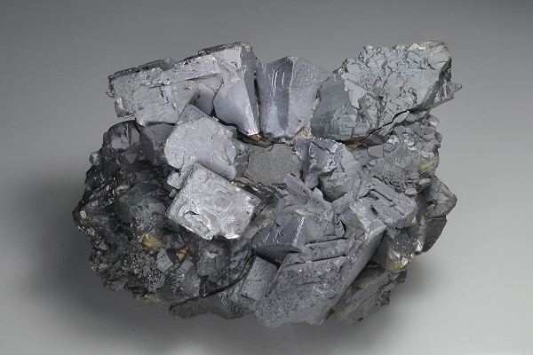 twinned and truncated Galena, gem Sphalerite var.Cleiophane