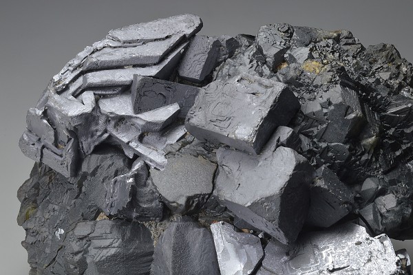 twinned and truncated Galena, gem Sphalerite var.Cleiophane