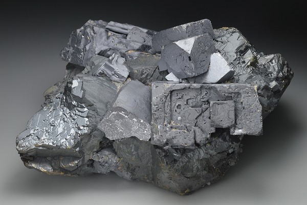 twinned and truncated Galena, gem Sphalerite var.Cleiophane