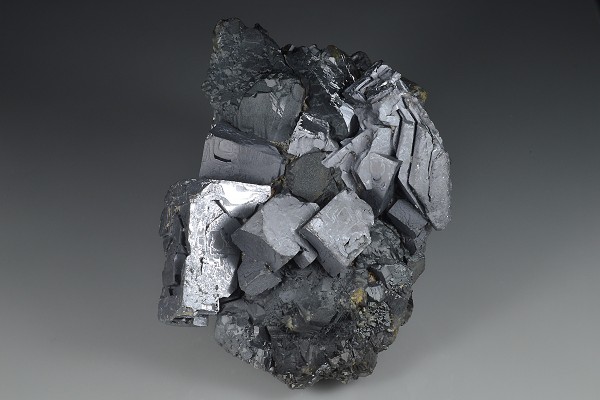 twinned and truncated Galena, gem Sphalerite var.Cleiophane
