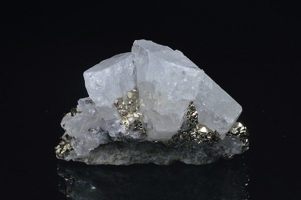 Baryte, Pyrite