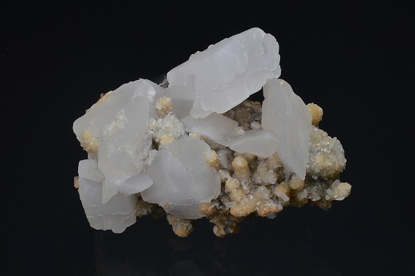 two generations Calcite on Quartz