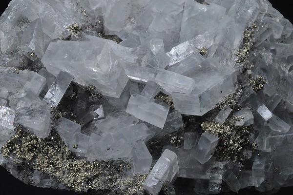 Baryte, Pyrite