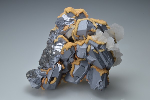 spinel law twin Galena, Calcite