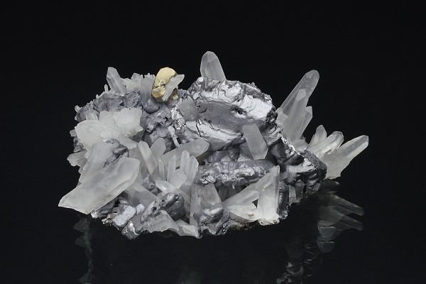 spinel law twin Galena, Quartz, Pyrite