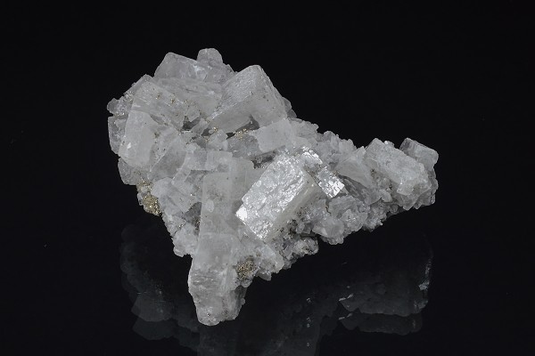 Baryte, Pyrite - floater