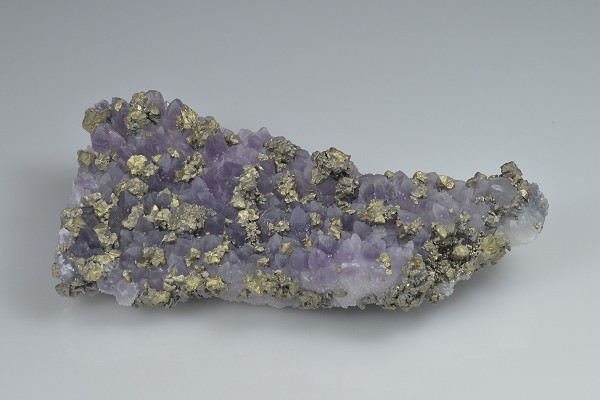 Quartz var.Amethyst, Chalcopyrite