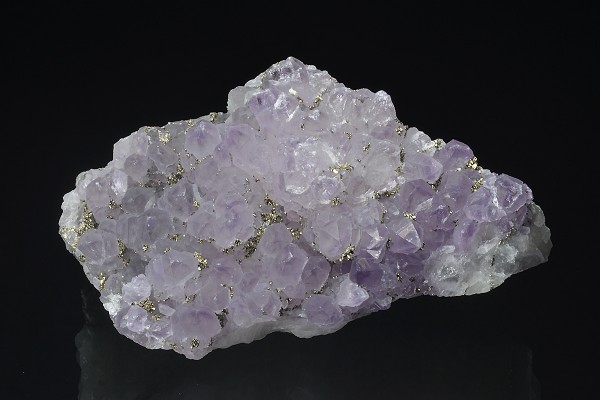 Quartz var.Amethyst, Pyrite