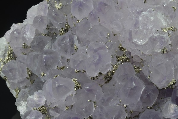 Quartz var.Amethyst, Pyrite