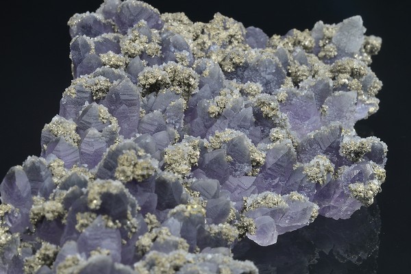 Quartz var.Amethyst, Chalcopyrite, Pyrite