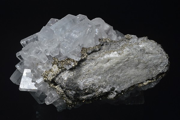 Baryte, Pyrite