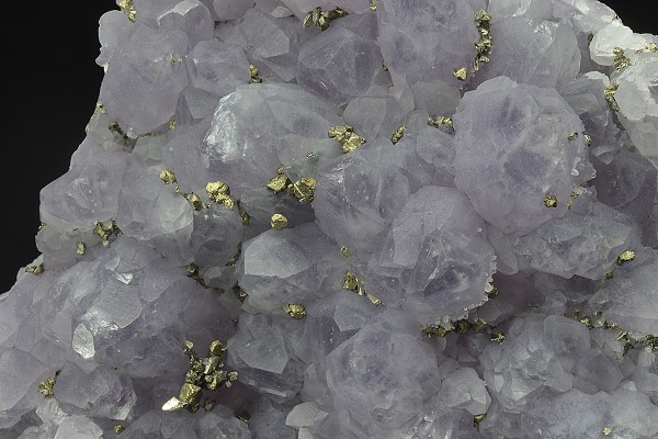Quartz var.Amethyst, Chalcopyrite