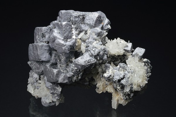 skeletal Galena, Quartz, Calcite