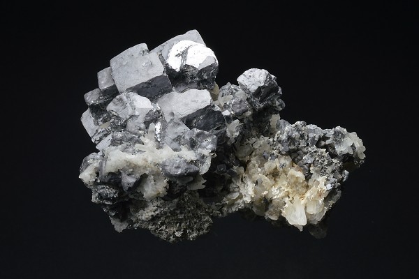 skeletal Galena, Quartz, Calcite
