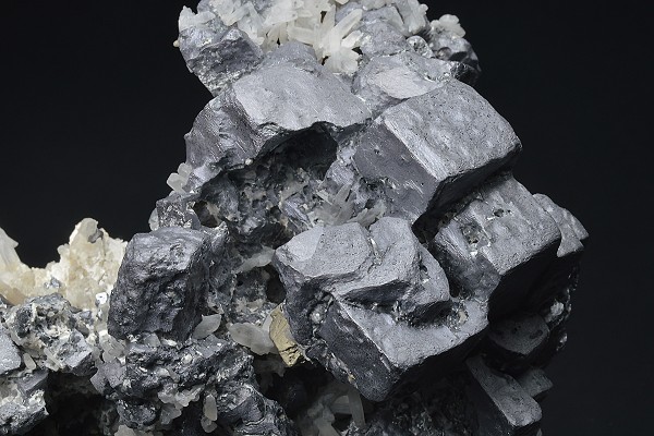 skeletal Galena, Quartz, Calcite