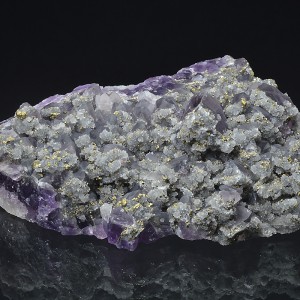 Quartz var.Amethyst, Chalcopyrite