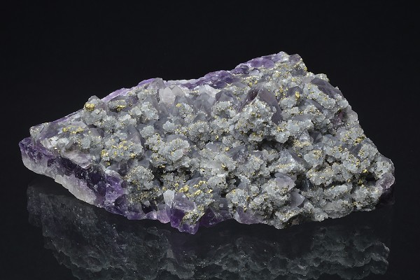 Quartz var.Amethyst, Chalcopyrite