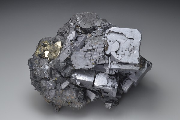 skeletal Galena, Sphalerite, Pyrite, Chalcopyrite