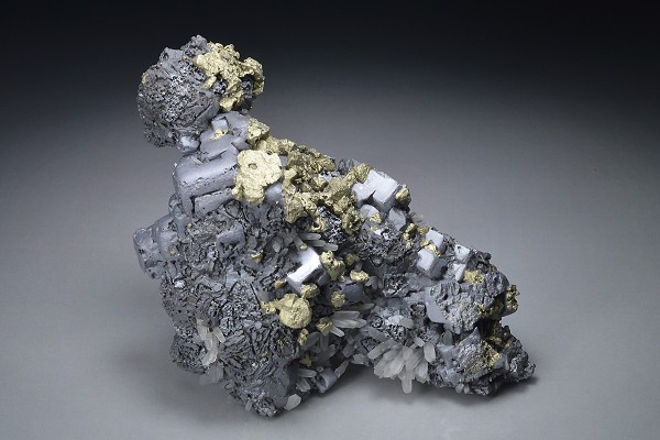 skeletal Galena, Chalcopyrite, Sphalerite, Quartz