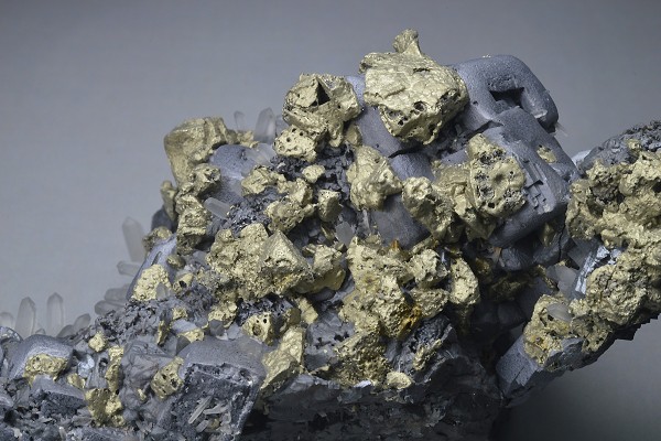 skeletal Galena, Chalcopyrite, Sphalerite, Quartz