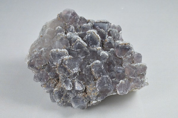 Quartz var.Amethyst, Chalcopyrite