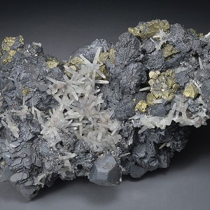 gem Sphalerite var.Cleiophane, Quartz, Chalcopyrite, Pyrite