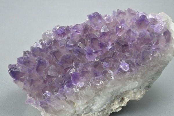 Quartz var.Amethyst