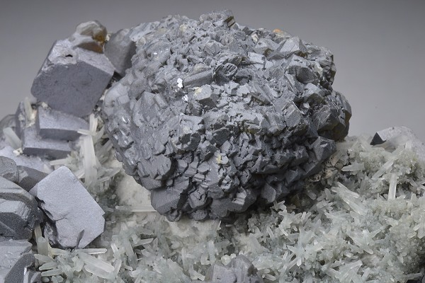 gem Sphalerite var.Cleiophane, Quartz, Galena