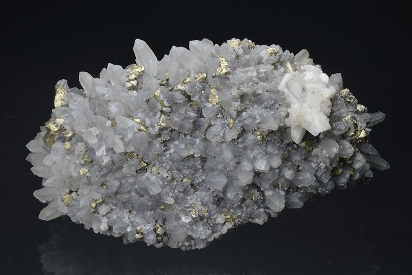 Chalcopyrite, Pyrite, Quartz, Calcite - floater