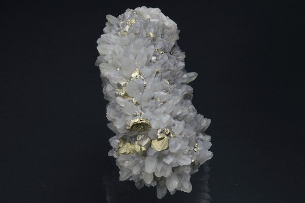 Chalcopyrite, Pyrite, Quartz, Calcite - floater