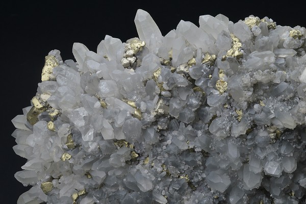 Chalcopyrite, Pyrite, Quartz, Calcite - floater