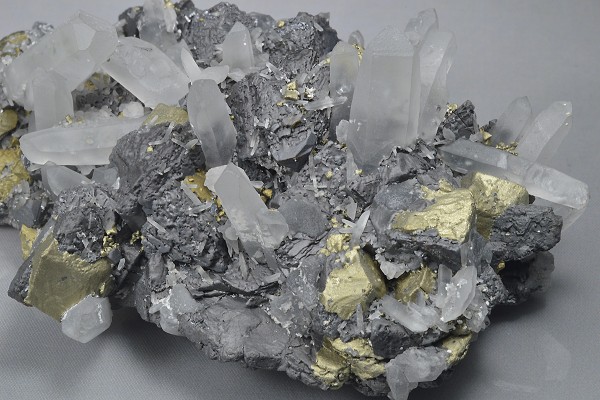 Sphalerite, Chalcopyrite, Quartz